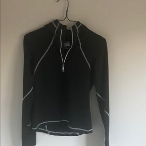 EUC Lululemon Authentica Long-Sleeve Running top
